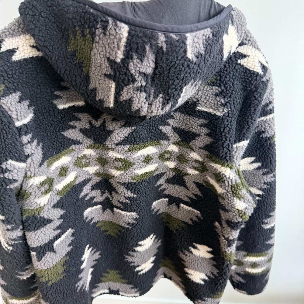 Patterned Fleece Pullover - image 3